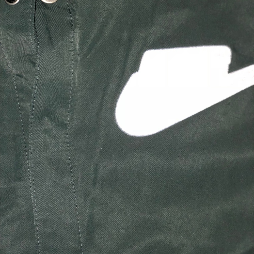 Boy Nike Jacket - Picture 2 of 4